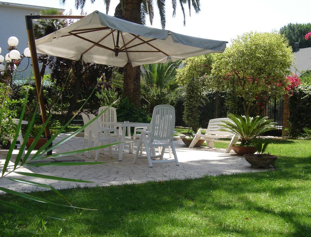 B&B Villa Fantasia Geata Exterior foto